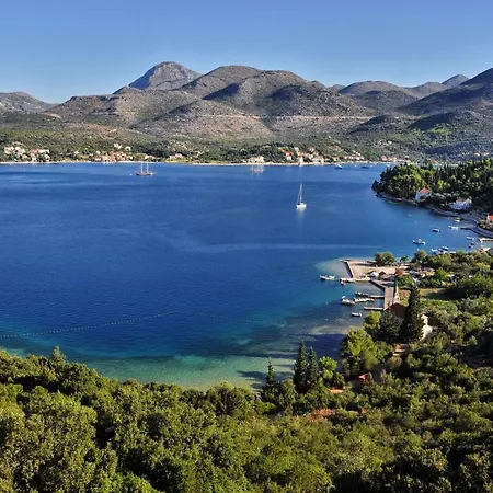 150m To - Free Parking - Garden View Daire *