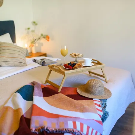 150m To - Free Parking - Garden View Apartmán