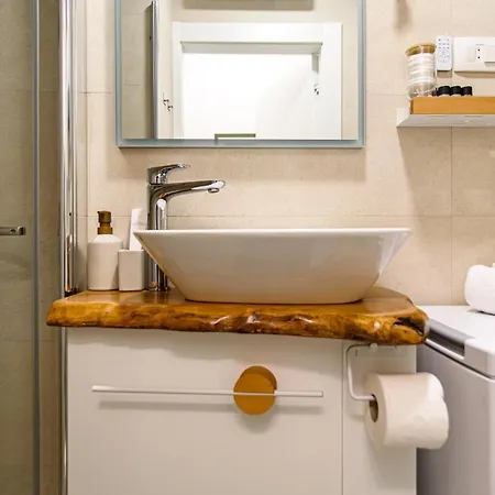 Apartmán 150m To - Free Parking - Garden View Slano