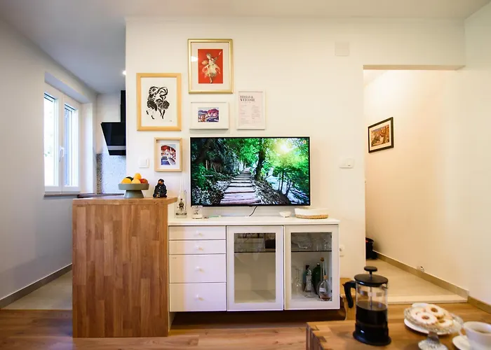 150m To - Free Parking - Garden View Slano