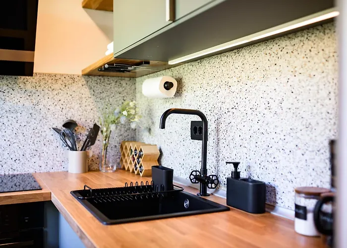 150m To - Free Parking - Garden View Lägenhet *